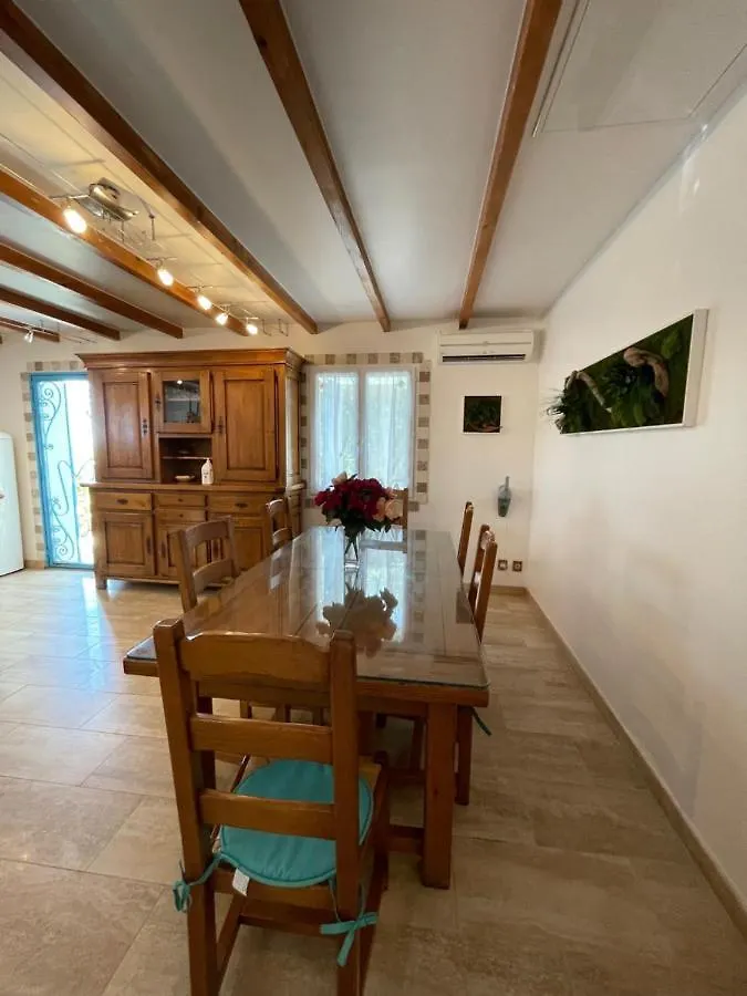 Le Castelet Villa Chateaurenard